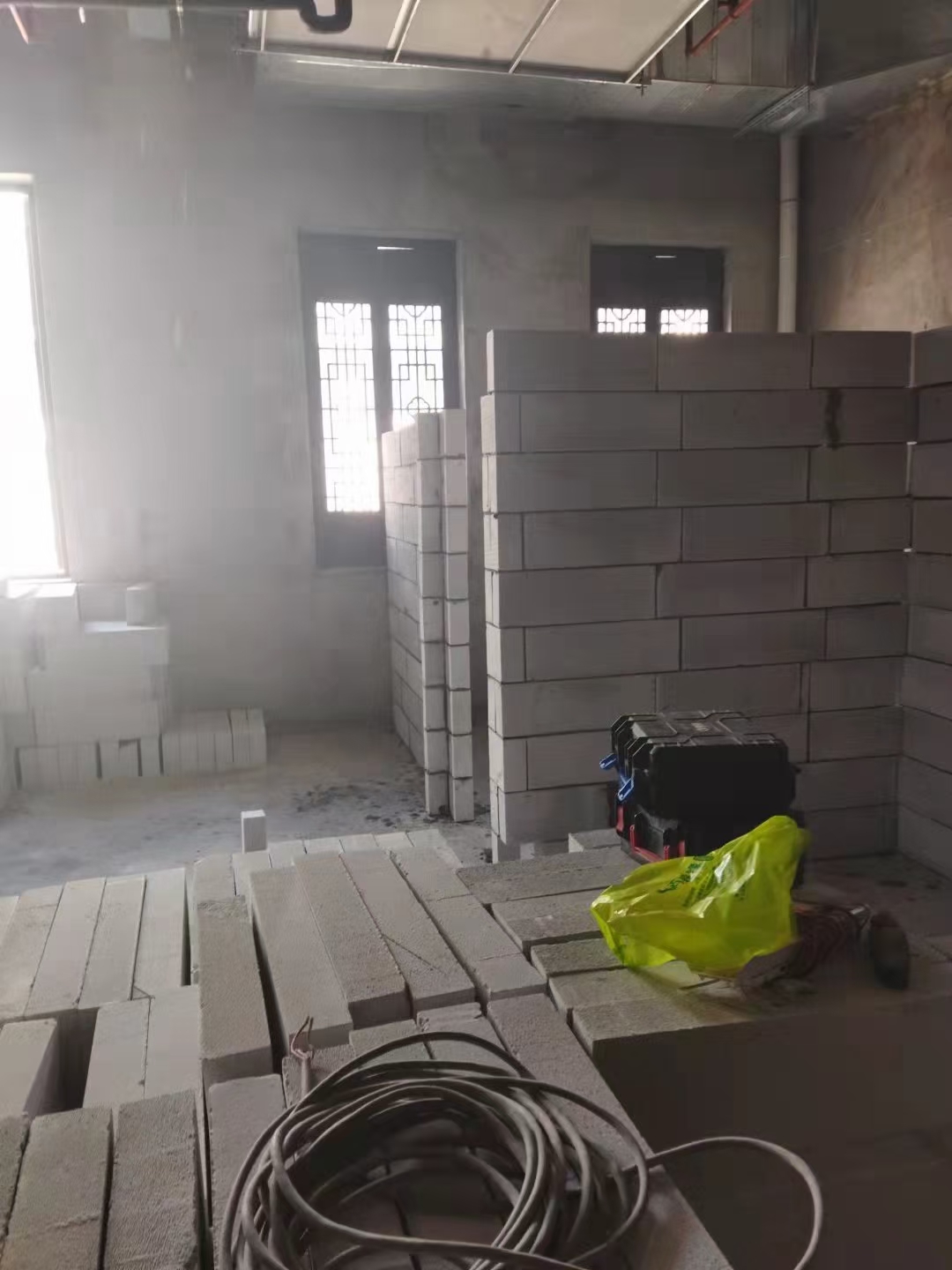 轻质砖隔墙施工参考 1
